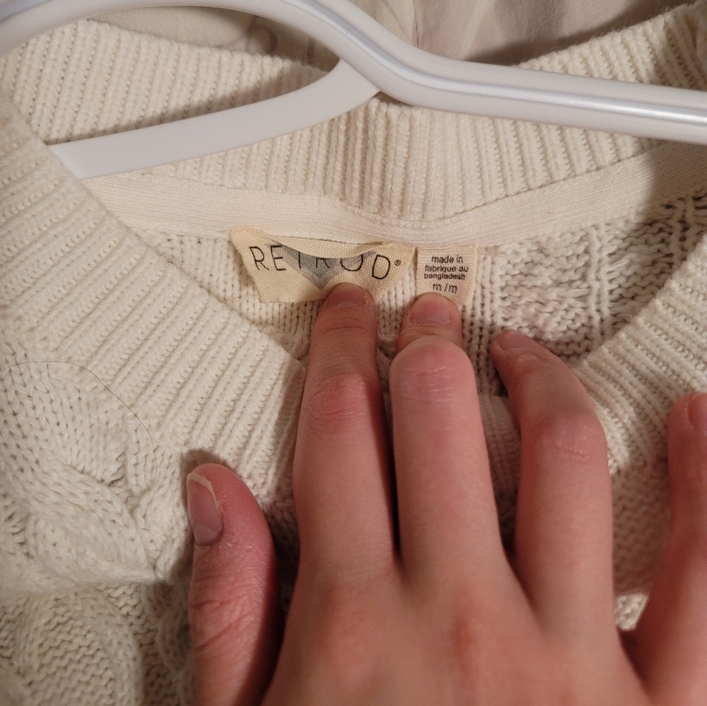 Knitted Sweater - Picture 3 of 3
